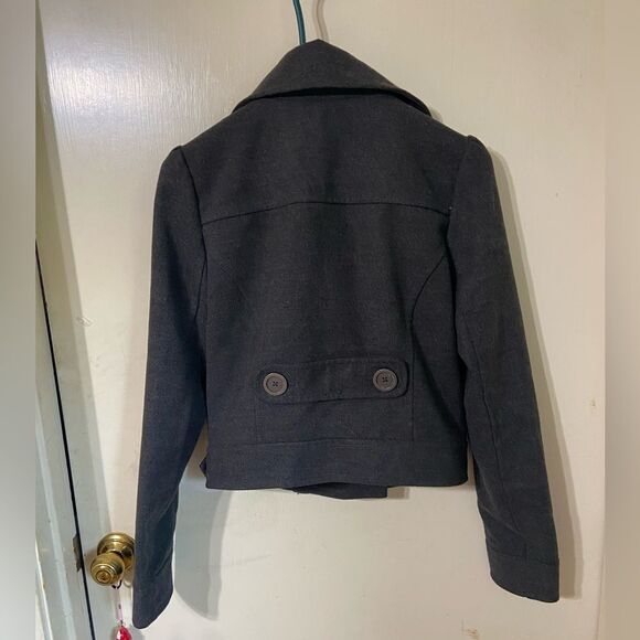 See Thru Soul Gray Peacoat Cropped Medium - Picture 2 of 7